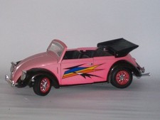 VW Käfer Cabrio rosa "Custom" 1:17 von Solido 