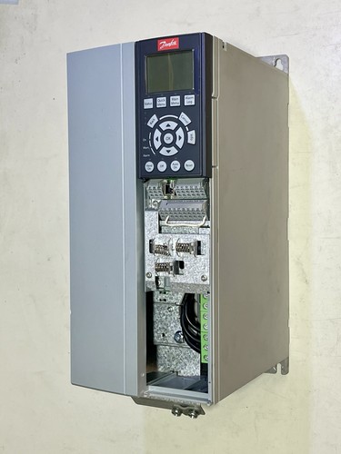 Danfoss 15kw fc302p15kt5e20h1 - danfoss,