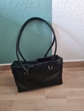 L. Credi Lack Handtasche Schwarz
