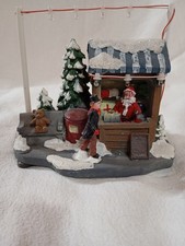 Weihnachtsdeko Nikolaus in Verkaufsstand, LED Beleuchtung 