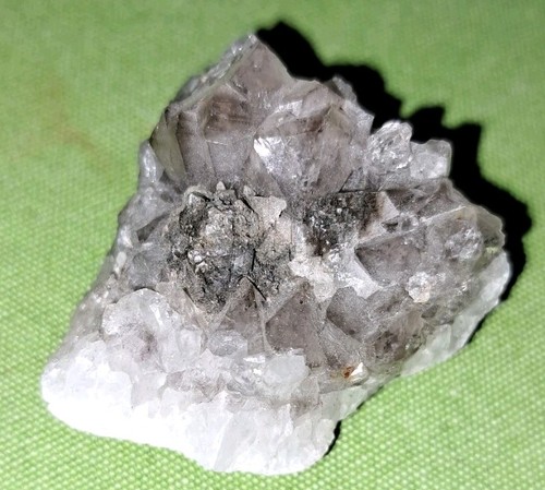 Edelstein druse grau - grau, neu