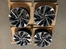 4xOriginal Alufelgen Hyundai Tucson NX4E 18 Zoll 7,5J 5x114,3 52910-N7220