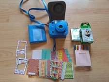 Fujifilm Instax mini 9 Sofortbildkamera Kit mit Tasche, Album, Film und Rahmen -