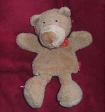 Sigikid Handpuppe Teddy Bär braun rotes Halstuch gelbe Kringel