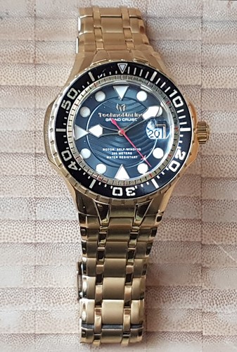 Technomarine 200 diver - ,, m