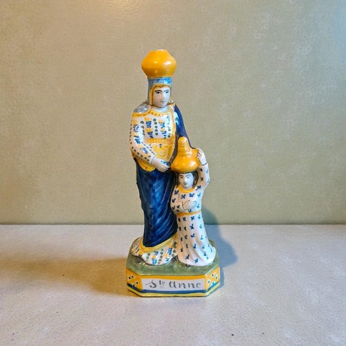 Skulptur heilige anna und - heilige,