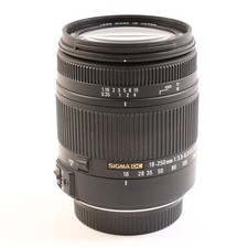Sigma Objektiv 18–250 mm