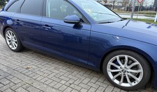 Original 18 Zoll Audi Alufelgen mit Sommerreifen 