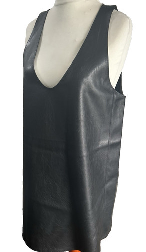 Neues schwarzes m - schwarzes,