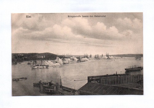 Kiel kriegsschiffe feuern - ak,
