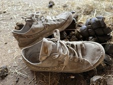 Für Liebhaber! Stark getragene Stallschuhe Nike-LeoChucks