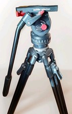 hochwertiges Stativ von MANFROTTO mit SACHTLER München Video 14 II Fluid Head