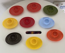 9 Eierbecher bunt 70er Jahre Plastik vintage guter Zustand 