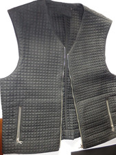 PRADA Milano  Steppweste schwarz Gr. 38/40 L:62cm B:95cm