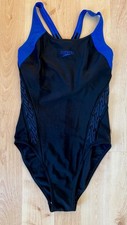 Speedo Badeanzug mit Bustier hoher Rücken Racerback chlorresistent Gr.40 NEU