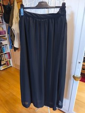 Edler Maxirock- Chiffonrock - 3 Suisses - Gr. 44 - neu