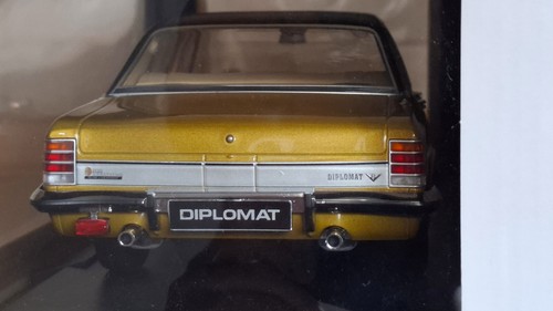 Norev opel diplomat v8 - 1:18,