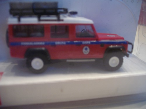 Busch 50381 land rover - land,