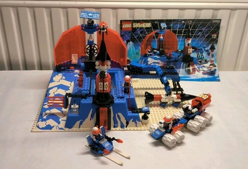 Lego space ice station - lego,