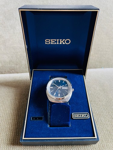 Nos vintage seiko quartz - nos, sq
