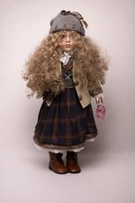 Große Sammlerpuppe 65 Cm