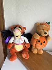 Winnie Pooh Tigger Plüsch Disneyland Resort Paris Halloween selten Kuscheltier