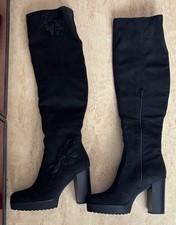 Stiefel mit Stickerei Größe 37