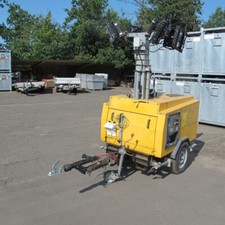 Atlas Copco QLT Lichtgiraffe Flutlichtanlage Mobile Lichtanlage Light Tower LED