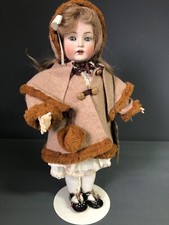 Antiker Puppenmantel mit