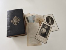 Antikes Messbuch Missel et Vespéral 1904 Leder Goldschnitt + Devotionalien