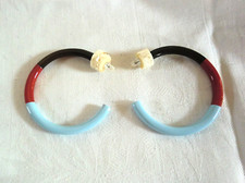 Creole NOVA aus braunem Horn, teilweise lackiert, Modeschmuck, Ohrringe