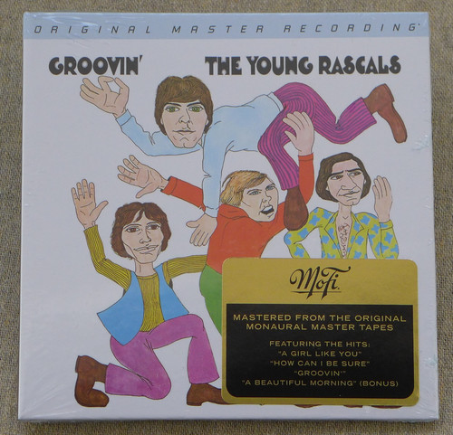 The young rascals groovin - -, groovin'