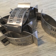 Serviettenringe der Design Manufaktur „Zack“ aus Gebürstetem Edelstahl