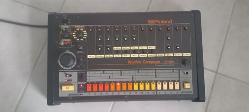 Roland 808 rhythm composer - tr-808,