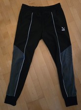 Puma Sporthose seitlich mit