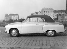 12 Fotos IFA Wartburg 311 Coupe' Cabrio Camping 313 Sport  312 HT  KWD Repro