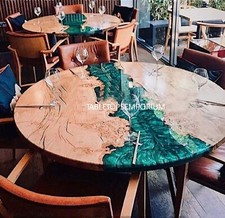 Runder Epoxidholztisch