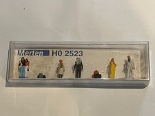 Merten H0 2523 , "Passanten"