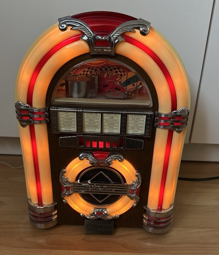 Vintage mini jukebox - vintage, hi-fi