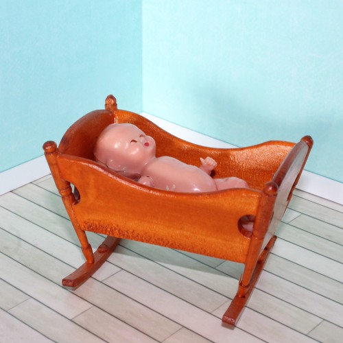 Vintage baby puppe mit wiege - puppe,