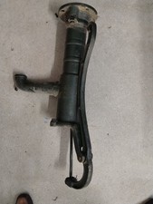 Schwengelpumpe Gartenpumpe dunkel gruen