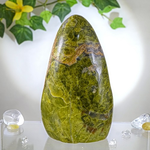Pistazien opal skulptur - opal,