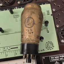 E-Röhre Valvo VCL 11 Tube um 4/11 mA Triode geprüft auf Funke W19 BL-2556