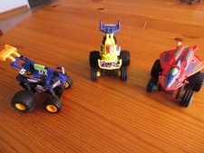 Modell Auto Weed Jumper und CD Racing und 3 mit Aufziehmotor