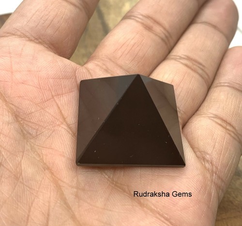 Schwarzer turmalin pyramide - schwarzer,