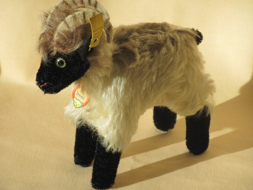 Steiff snucki widder - steiff, "snucki"