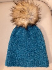 Marc Cain Strickmütze Mit Bommel Neuwertig Türkis Blau