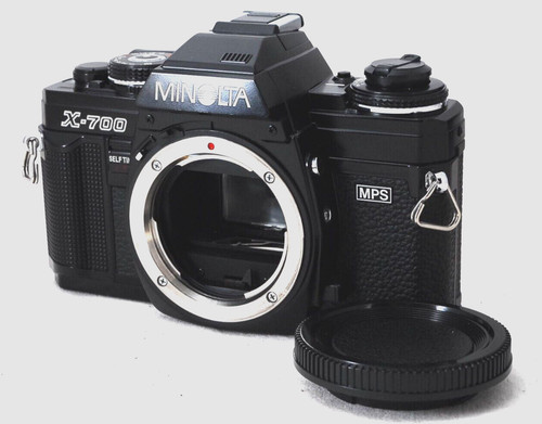 Minolta 700 analoge - x-700,