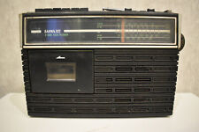 Tragbarer Koffer Radio SANWA 7022 aus den 70er Jahren