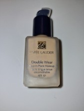 Estee Lauder Stay in place